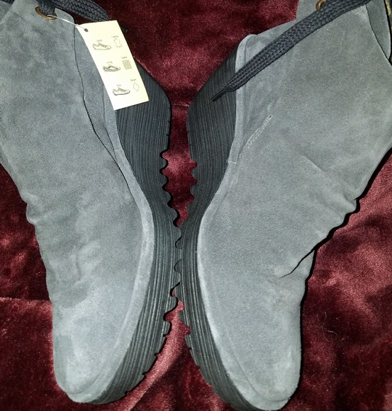 FLY London Women Sueade Ankle Boots - Picture 4 of 8